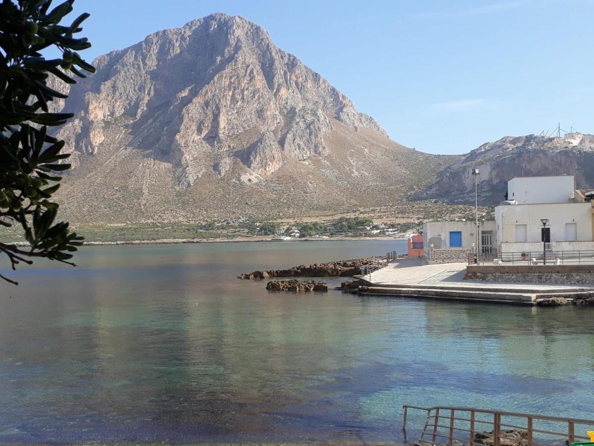 Casa Vacanza Tra Cielo E Mare Custonaci Exterior foto